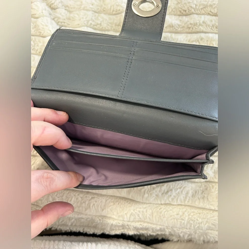 Coach Wallet - Picture 7 of 8